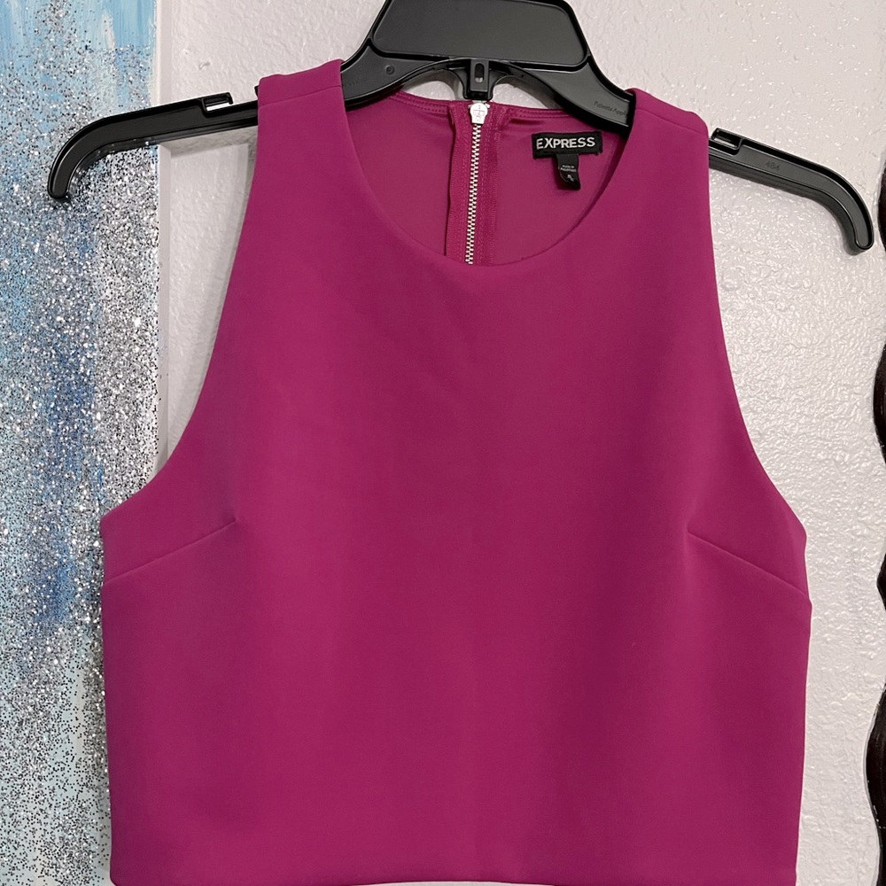 Express top zise M, pretty good condition